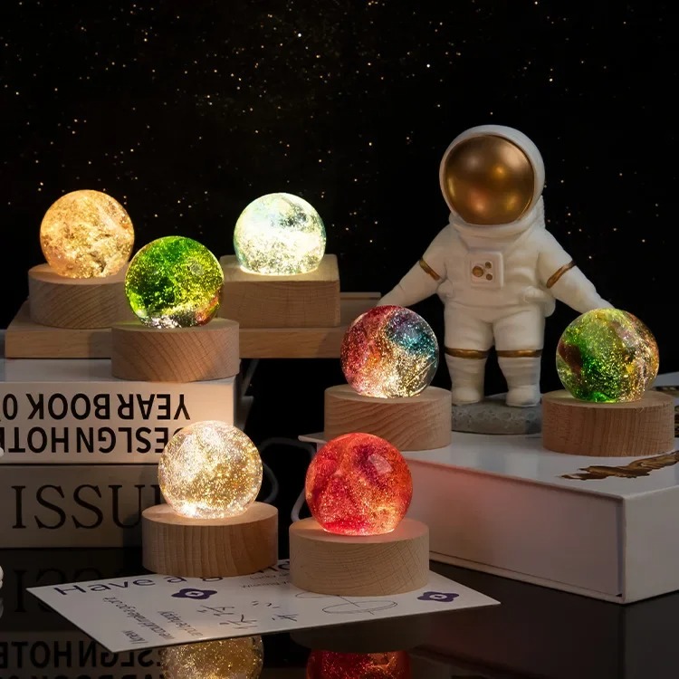 Kolorowa szklana kula w kształ – Solar System Orrery recenzja i cena